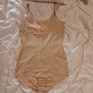 Compression shape wear